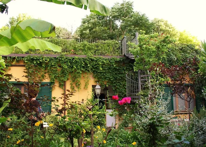 Mamma Mia Suite Garden & Rooftop